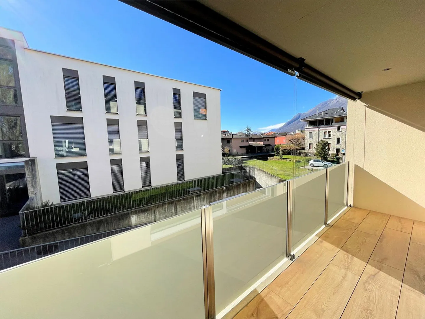 Nouvel appartement dans un quartier confortable et calme, à deux pas du centre - Photo 13 sur 15