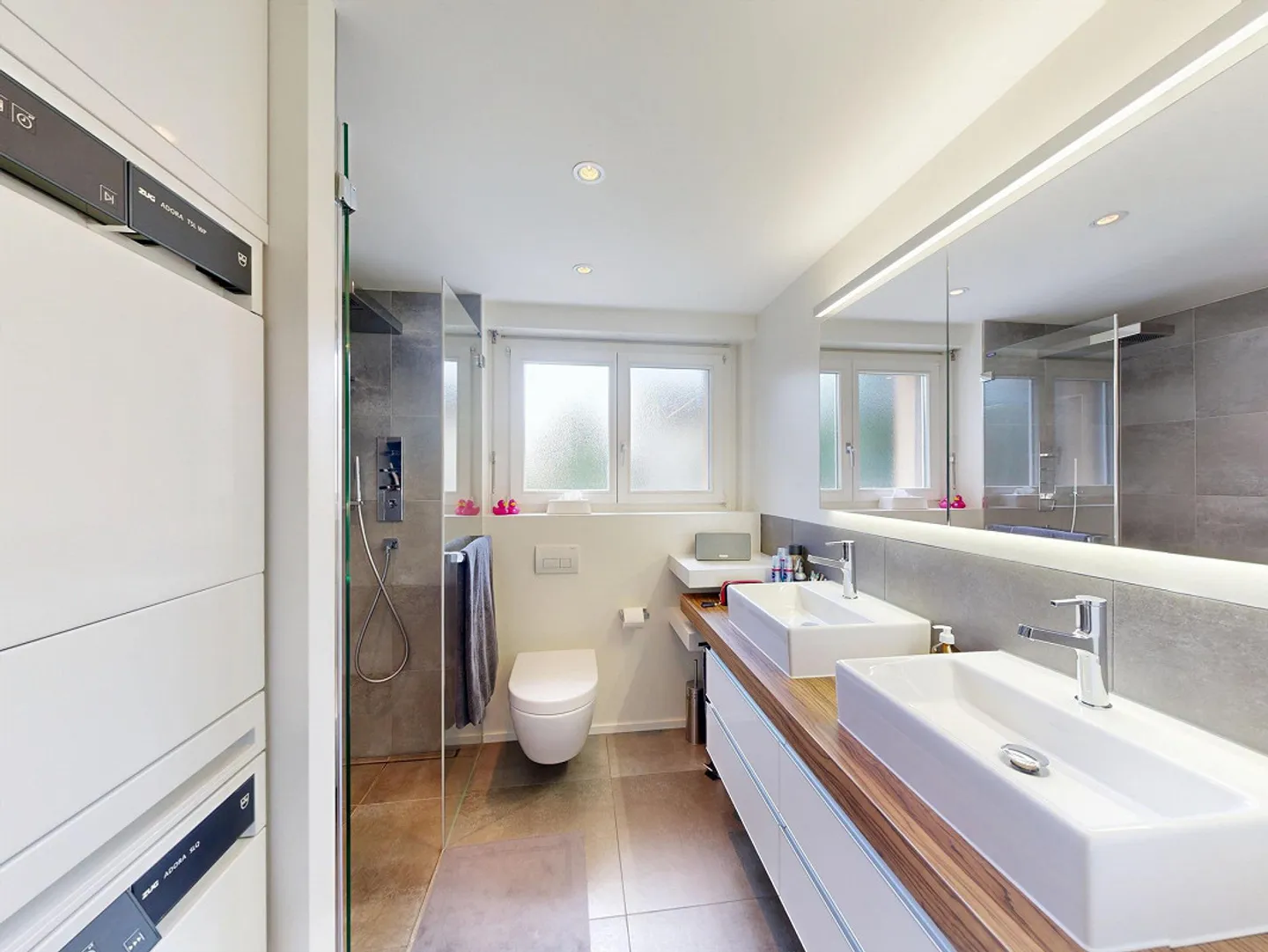 Maisonette - Attic apartment with large roof terrace and pool area - Photo 12 of 19