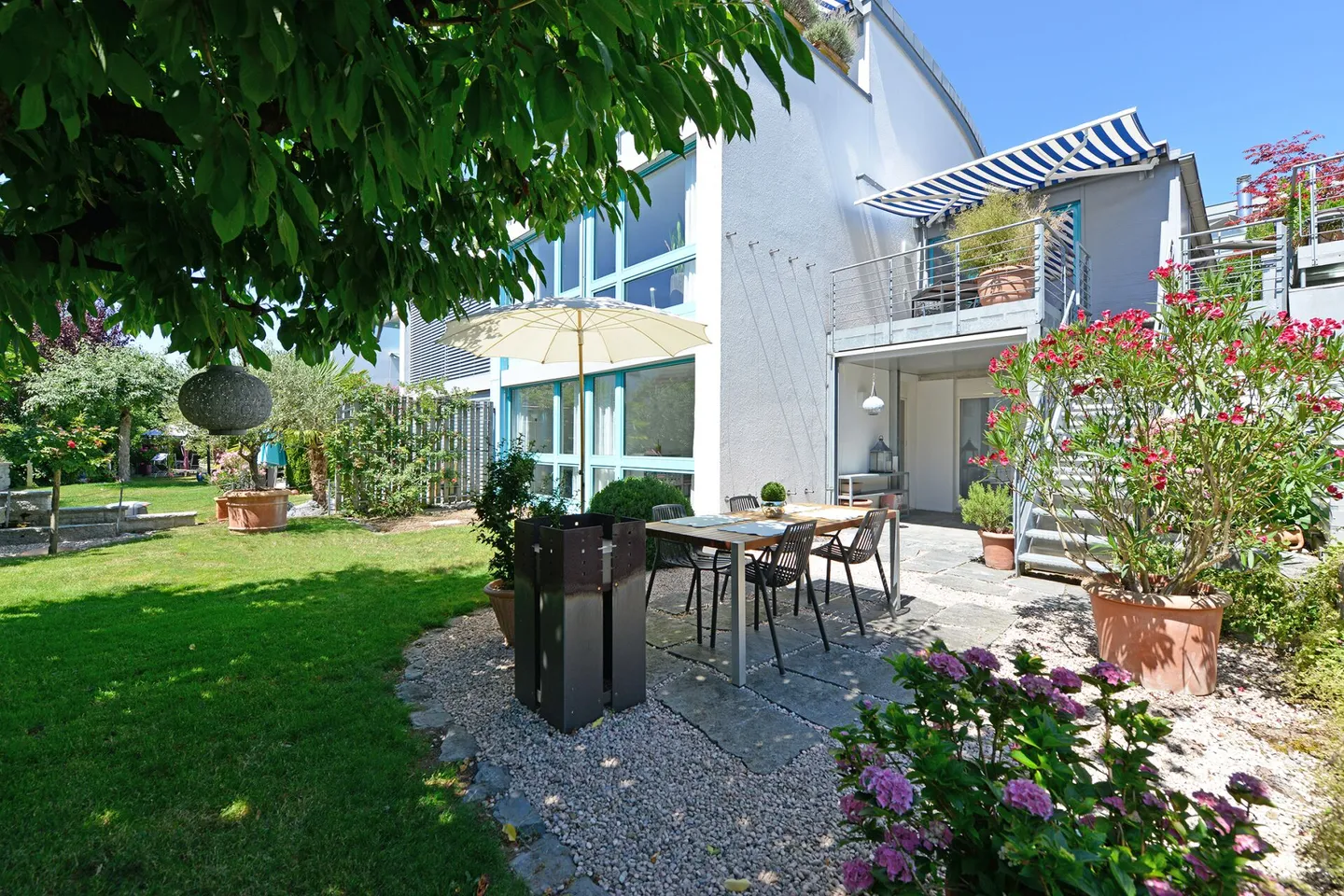 Charming Duplex with Alpine Views - Photo 6 of 22