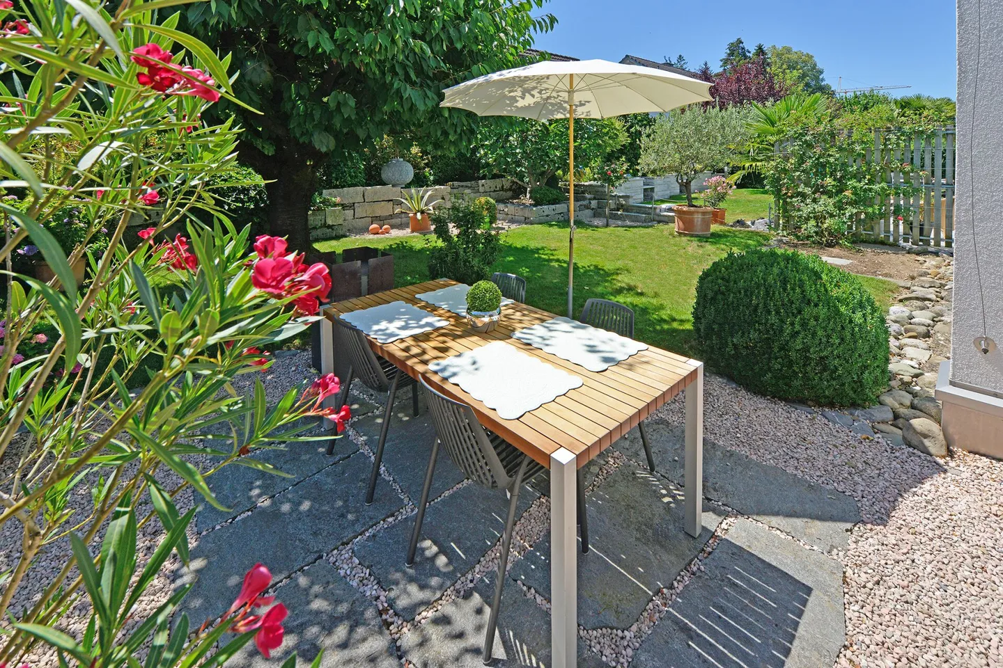 Charming Duplex with Alpine Views - Photo 9 of 22