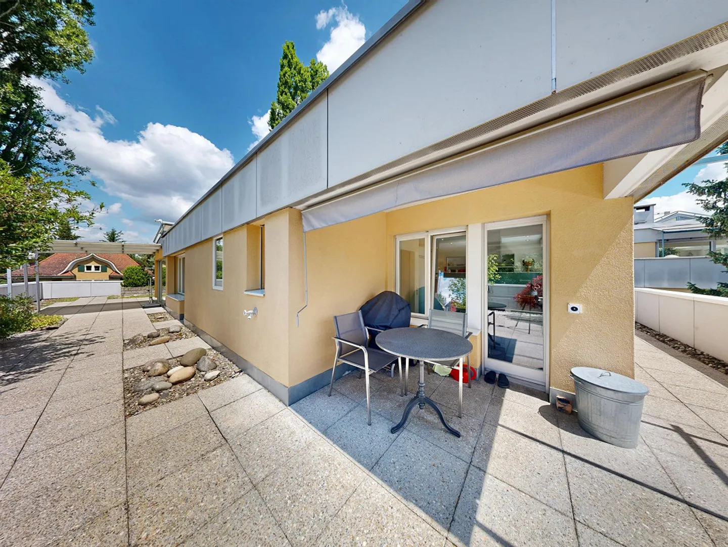 Maisonette - Attic apartment with large roof terrace and pool area - Photo 17 of 19