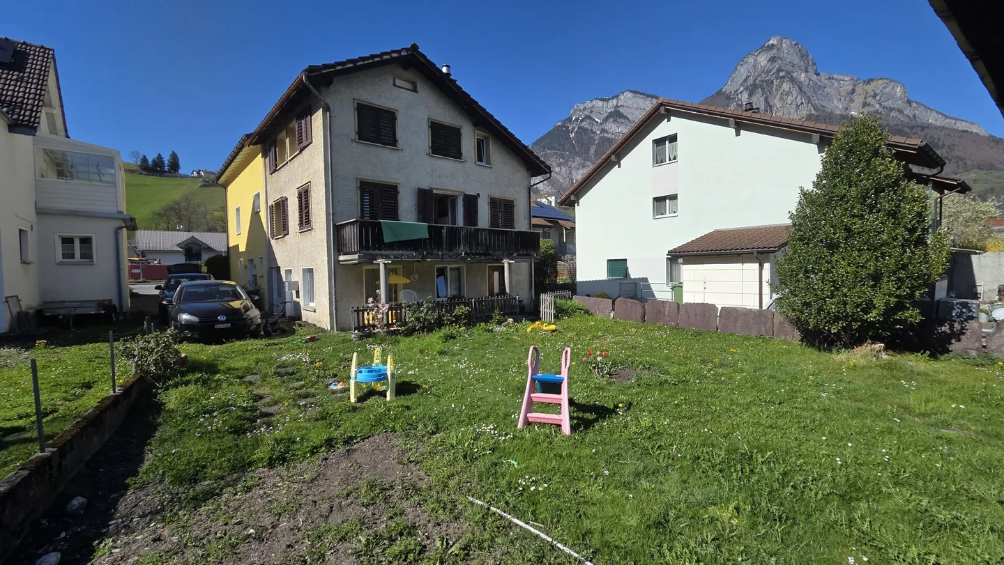 Casa bifamiliare 4½ locali in posizione centrale - Foto 16 di 17