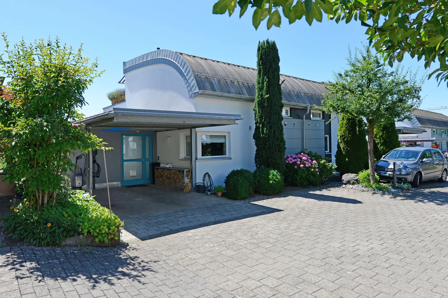 Charming Duplex with Alpine Views - Photo 19 of 22
