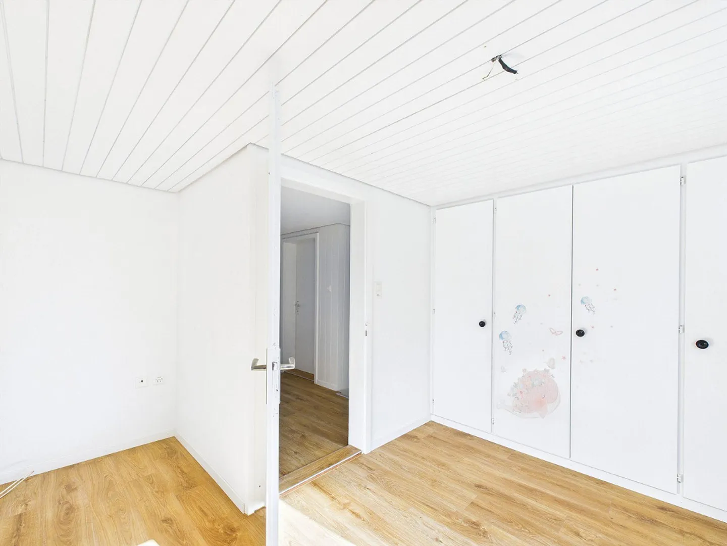 Casa con giardino in una zona tranquilla e adatta alle famiglie - Foto 5 di 9