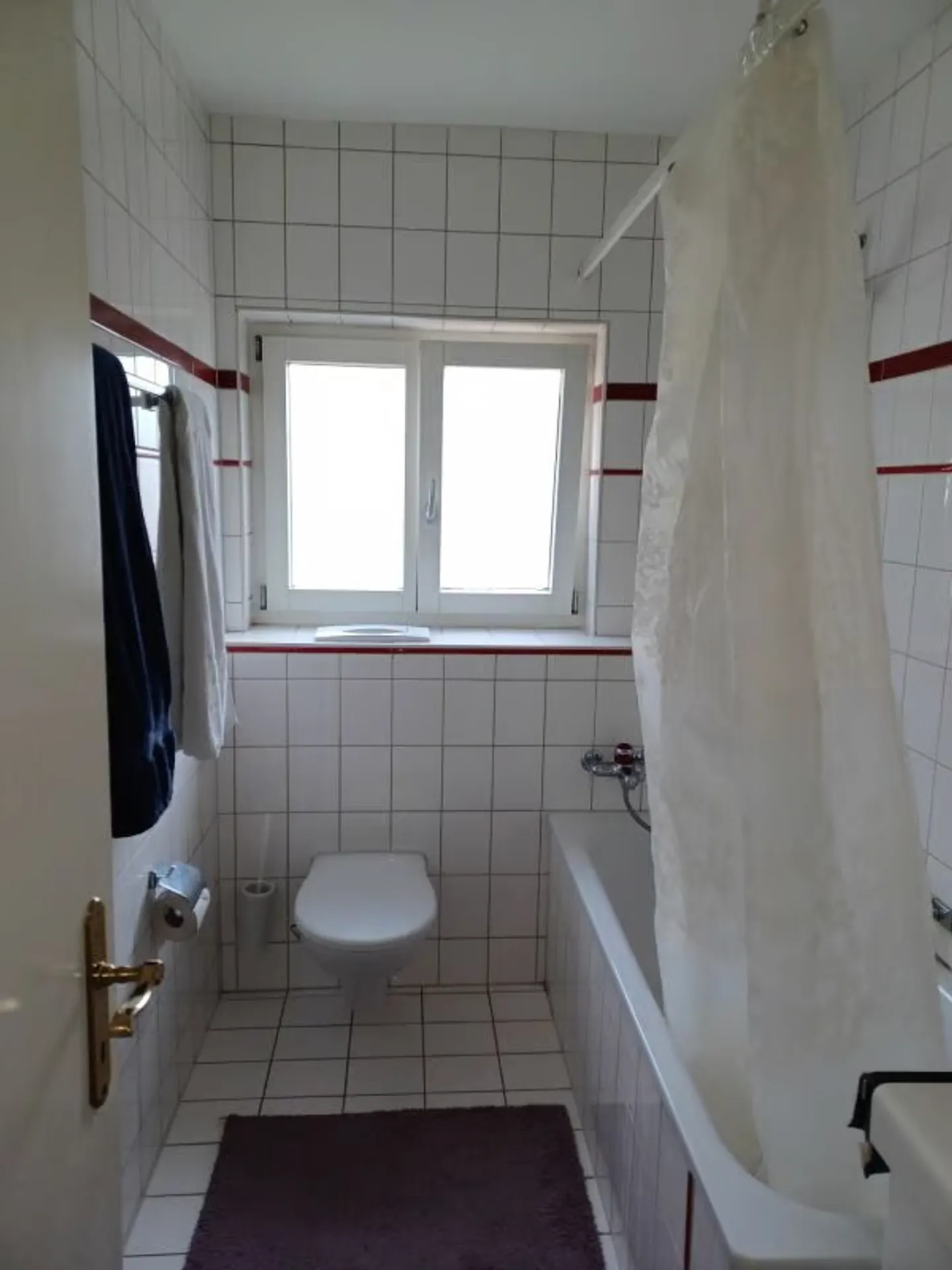 Appartamento accogliente con 3 stanze in periferia - Foto 8 di 8