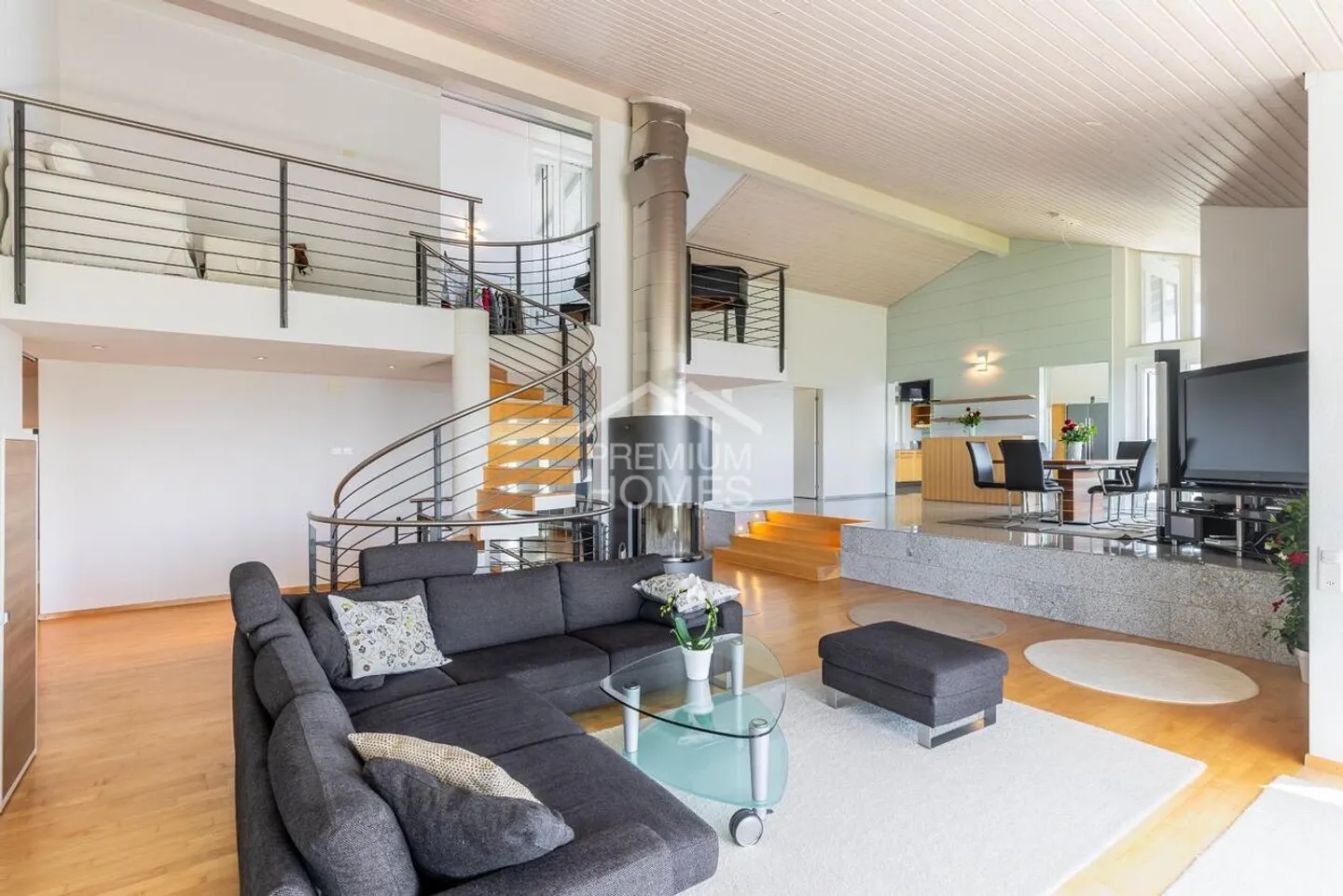 Villa unique avec vue sur le lac de Sempach et les Alpes centrales suisses - Photo 4 sur 13