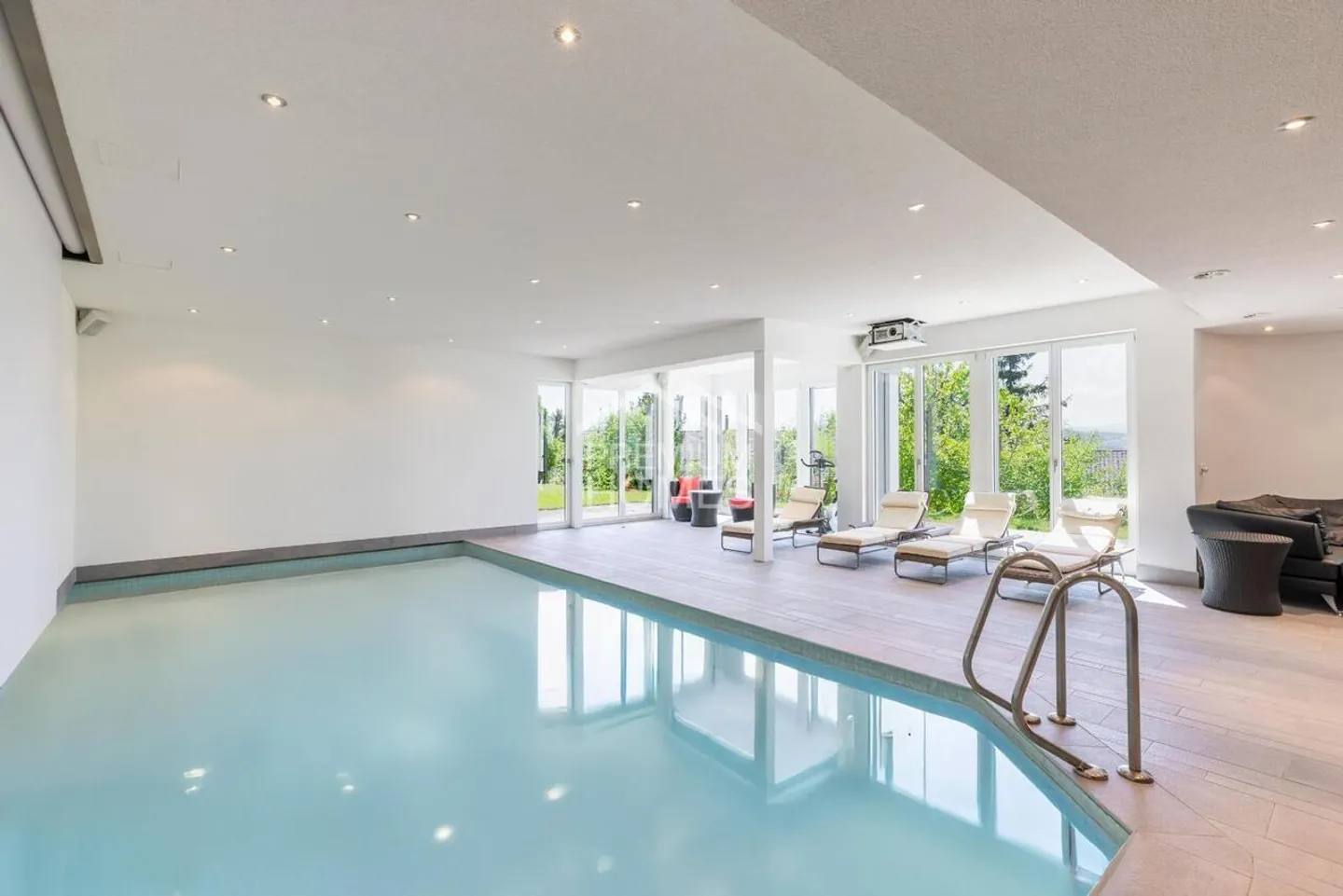 Villa unique avec vue sur le lac de Sempach et les Alpes centrales suisses - Photo 13 sur 13