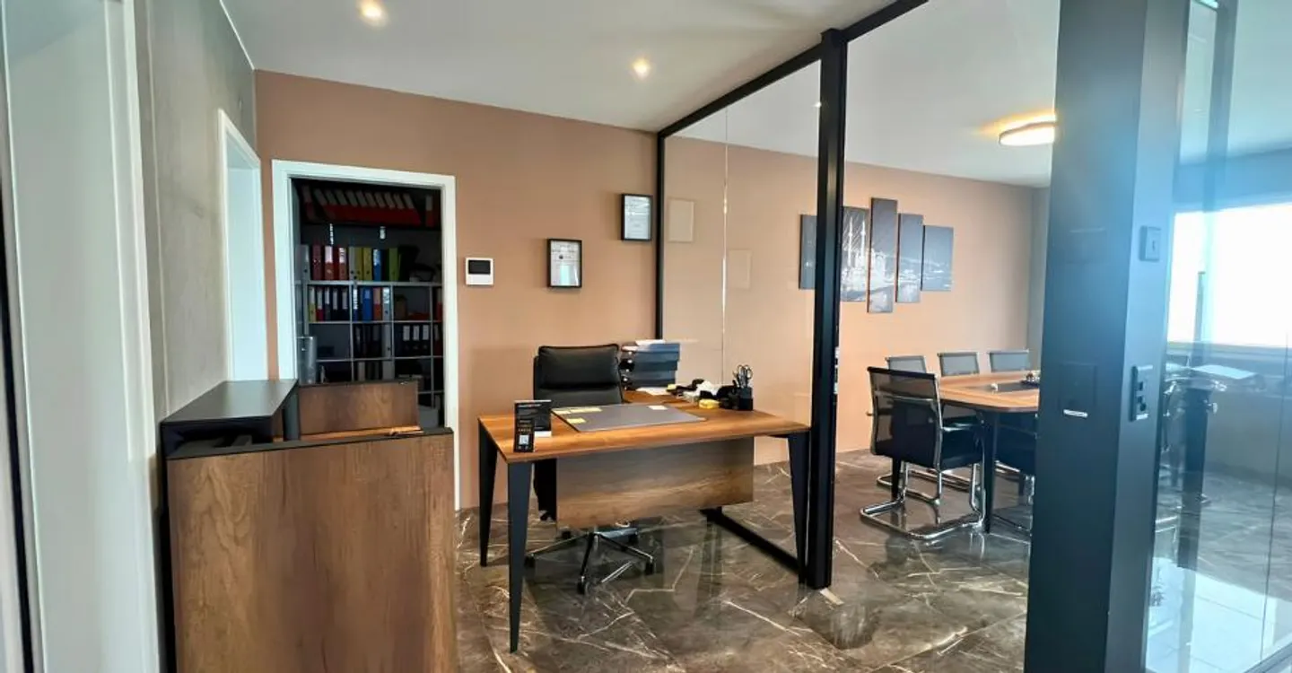 Bureaux modernes à louer - Photo 4 sur 6