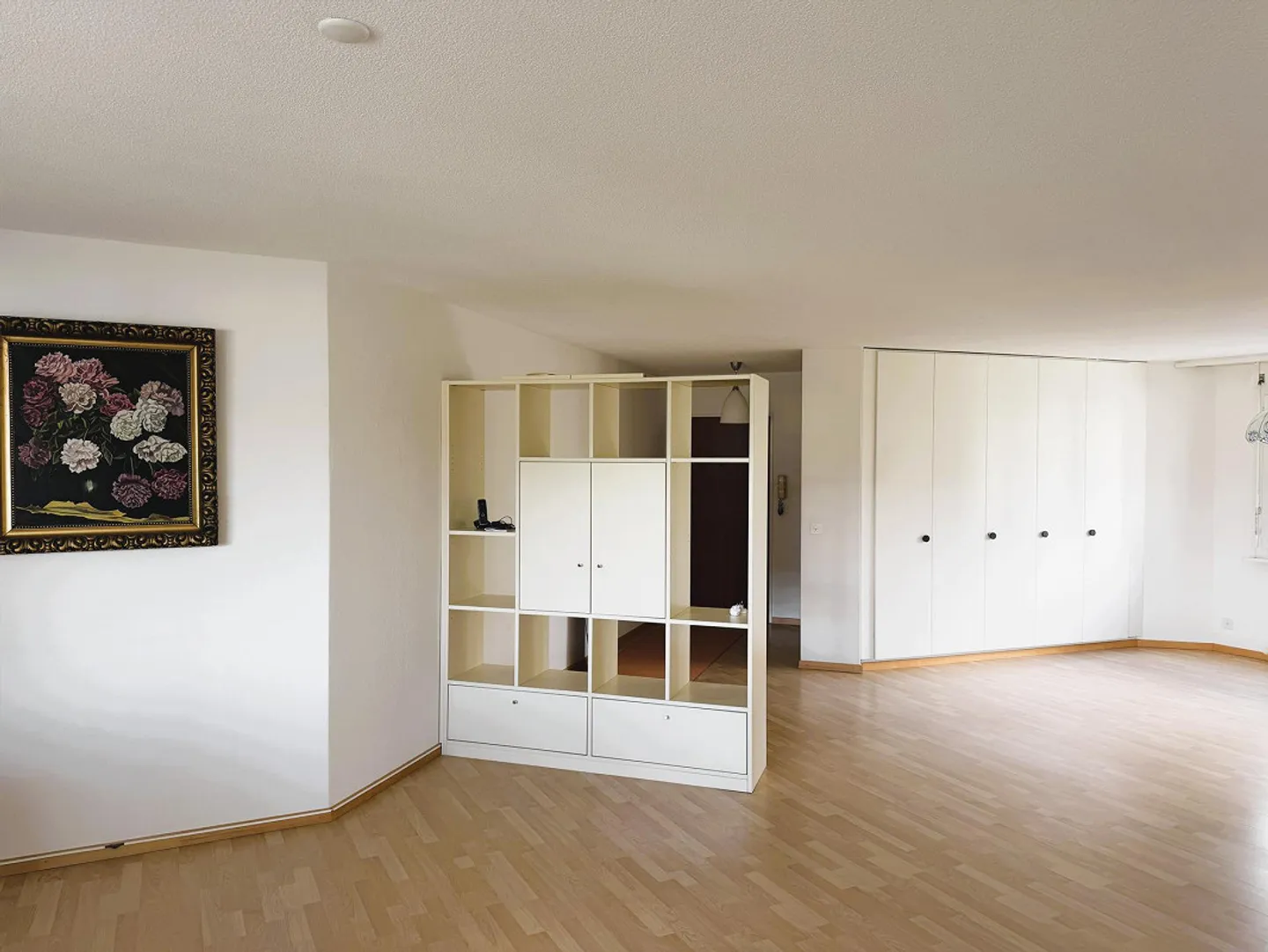 Appartement spacieux et très bien entretenu, bien situé dans le quartier d'Oberdorf - Photo 2 sur 14