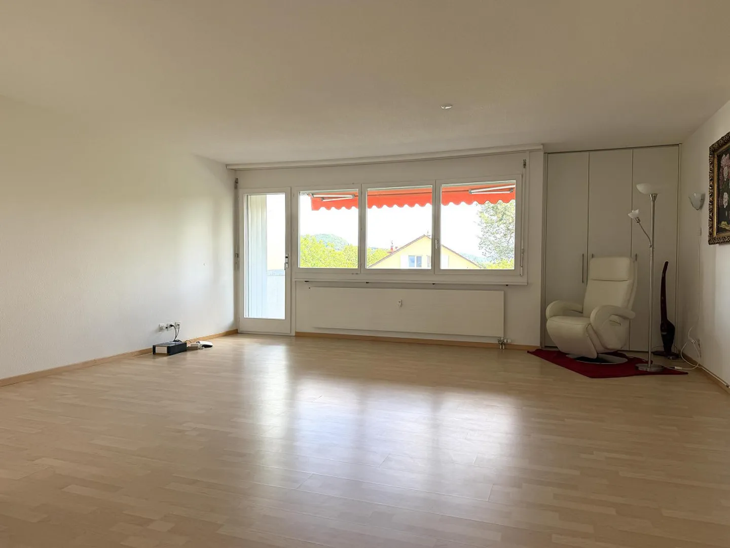 Appartement spacieux et très bien entretenu, bien situé dans le quartier d'Oberdorf - Photo 4 sur 14