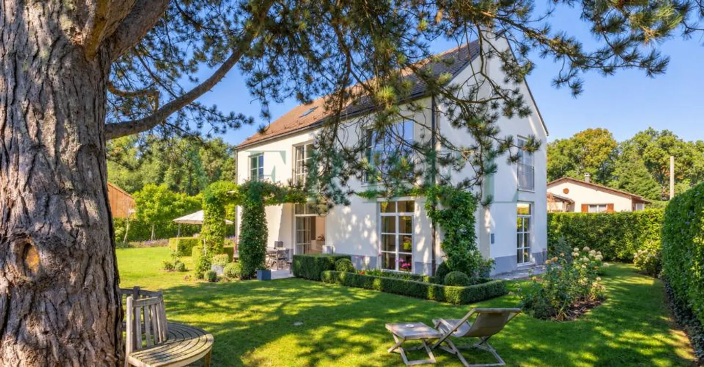 Warmes zeitgenössisches Haus - Foto 1 von 6