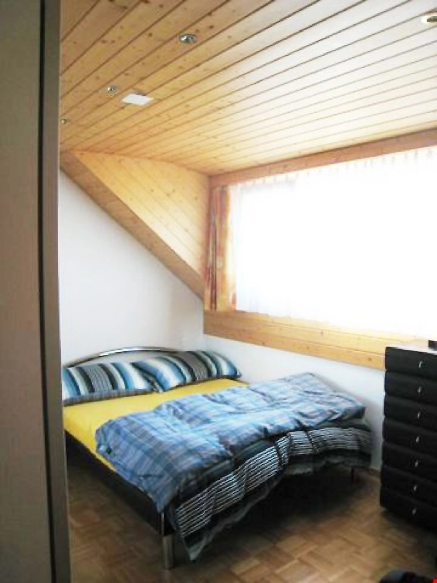 Bellissimo, accogliente e molto attraente appartamento mansardato - Foto 4 di 13