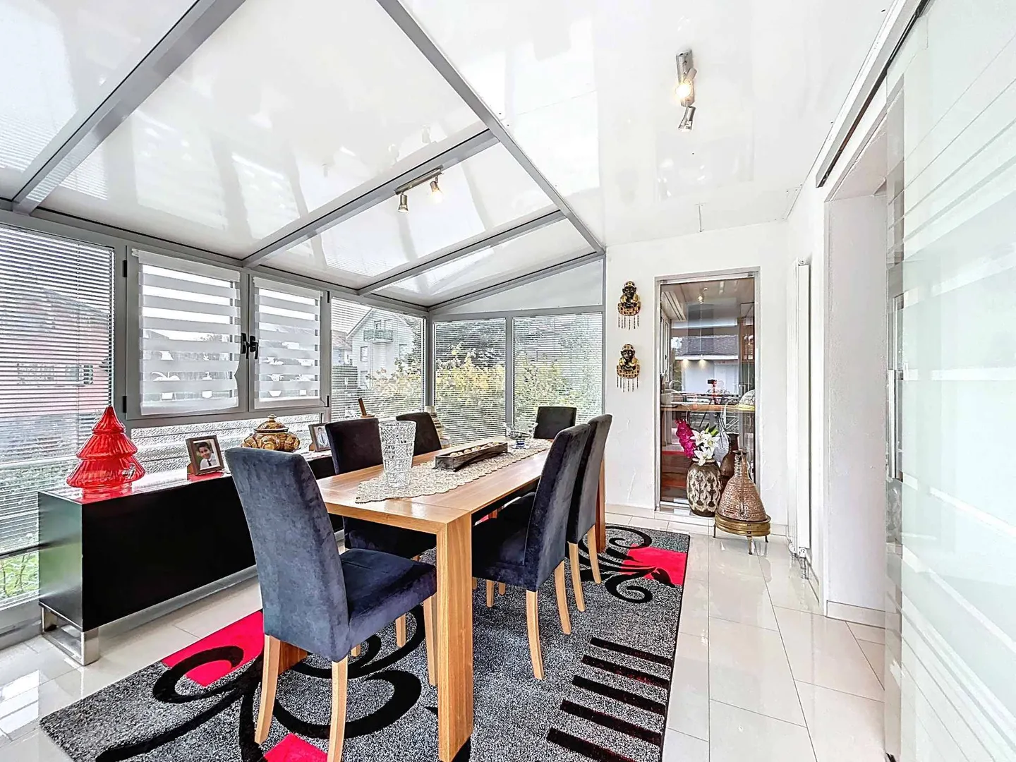 Charmante villa de 4.5 pièces, aménagée en 5.5 avec chambre supplémentaire - Photo 4 sur 13