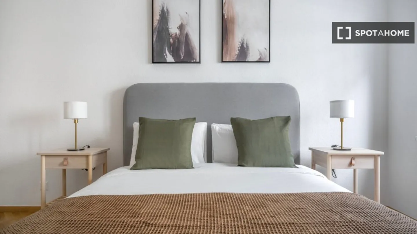 Discover, visit, and rent your new home online with complete confidence. - Photo 6 of 16