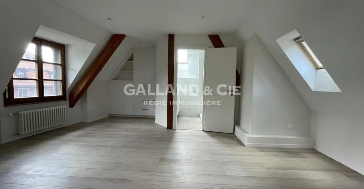 Appartement Duplex avec Terrasse - Photo 4 sur 10