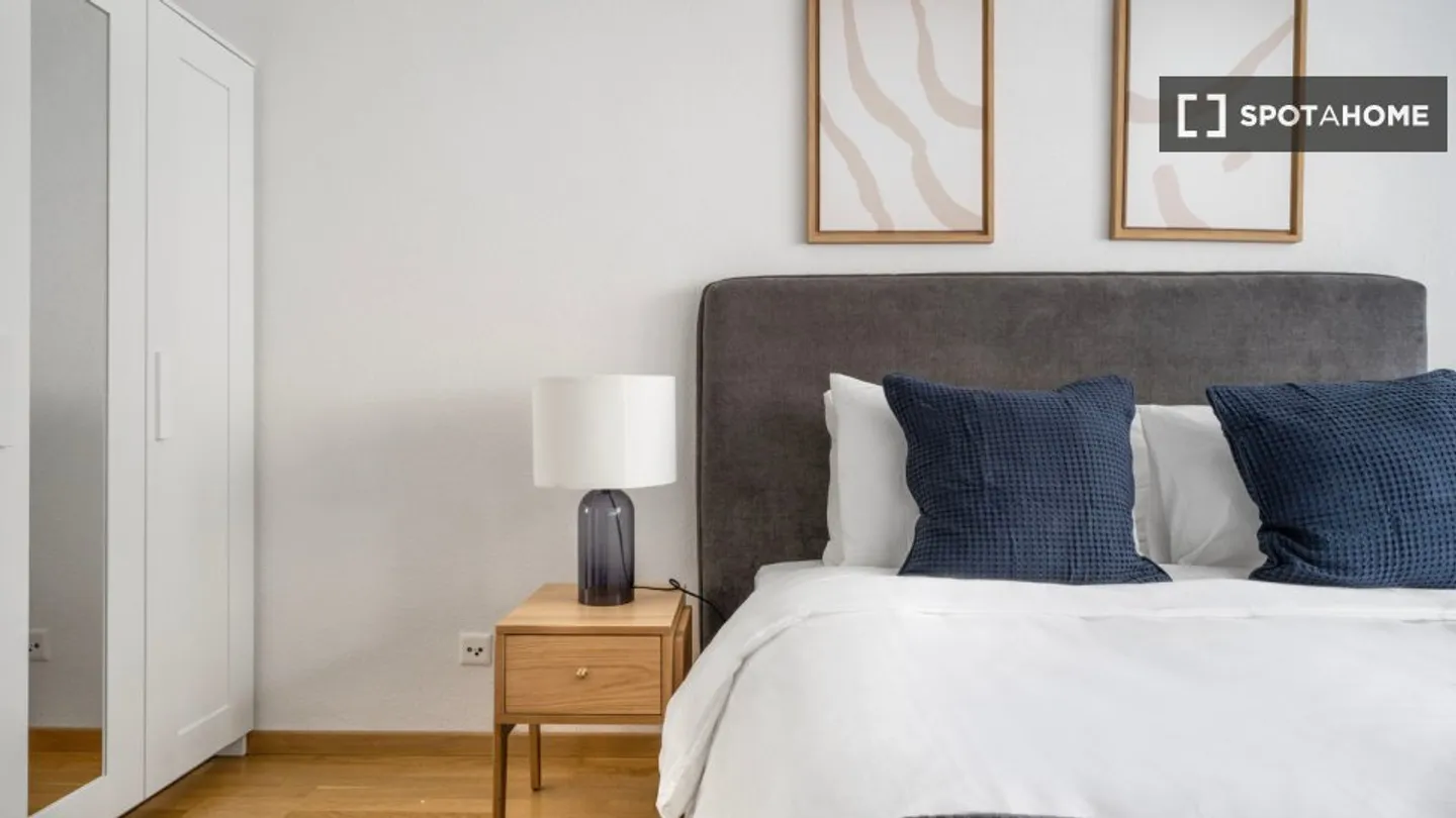 Discover, visit, and rent your new home online with complete confidence. - Photo 13 of 16