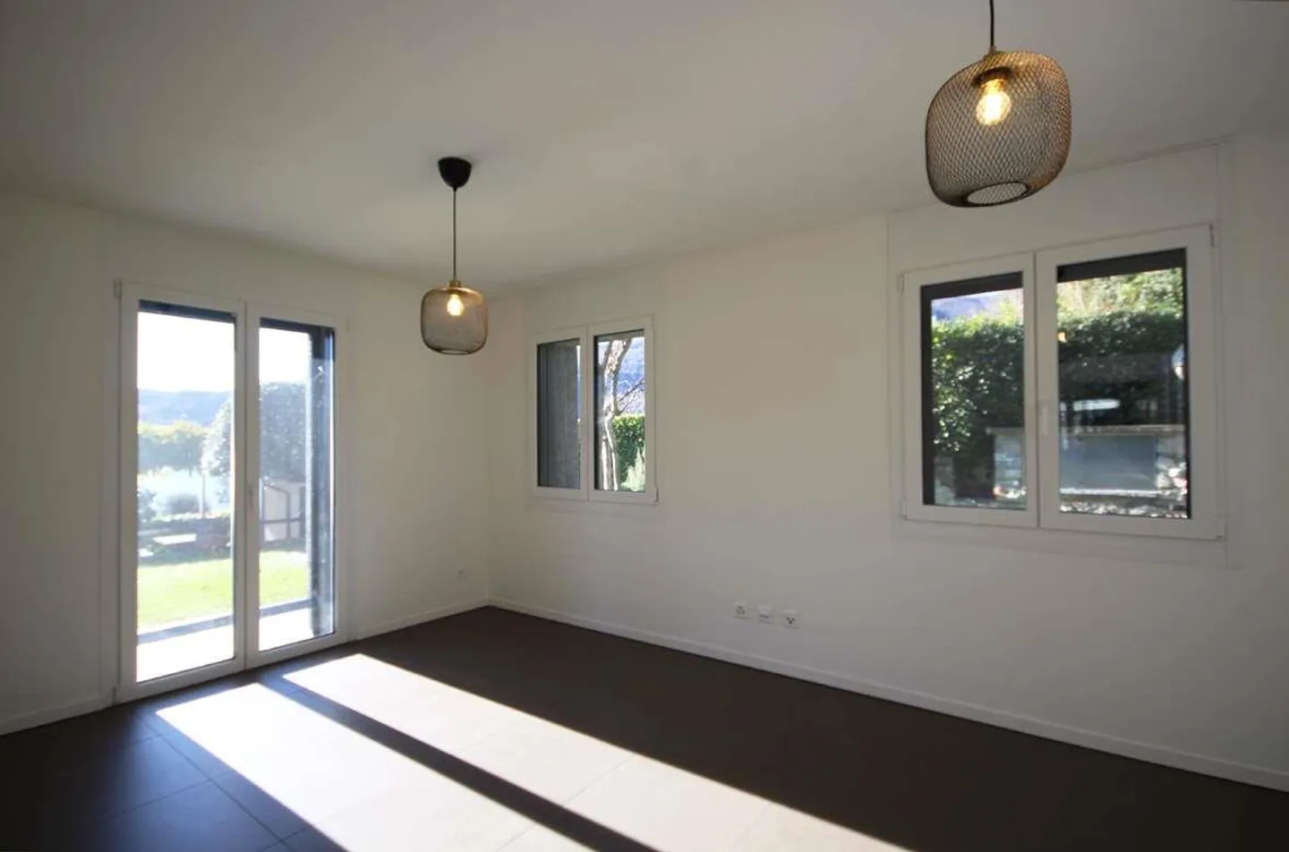 Morcote: renovated house with lake view - Photo 6 of 13