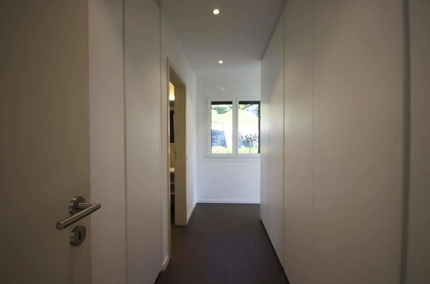 Morcote: renovated house with lake view - Photo 7 of 13