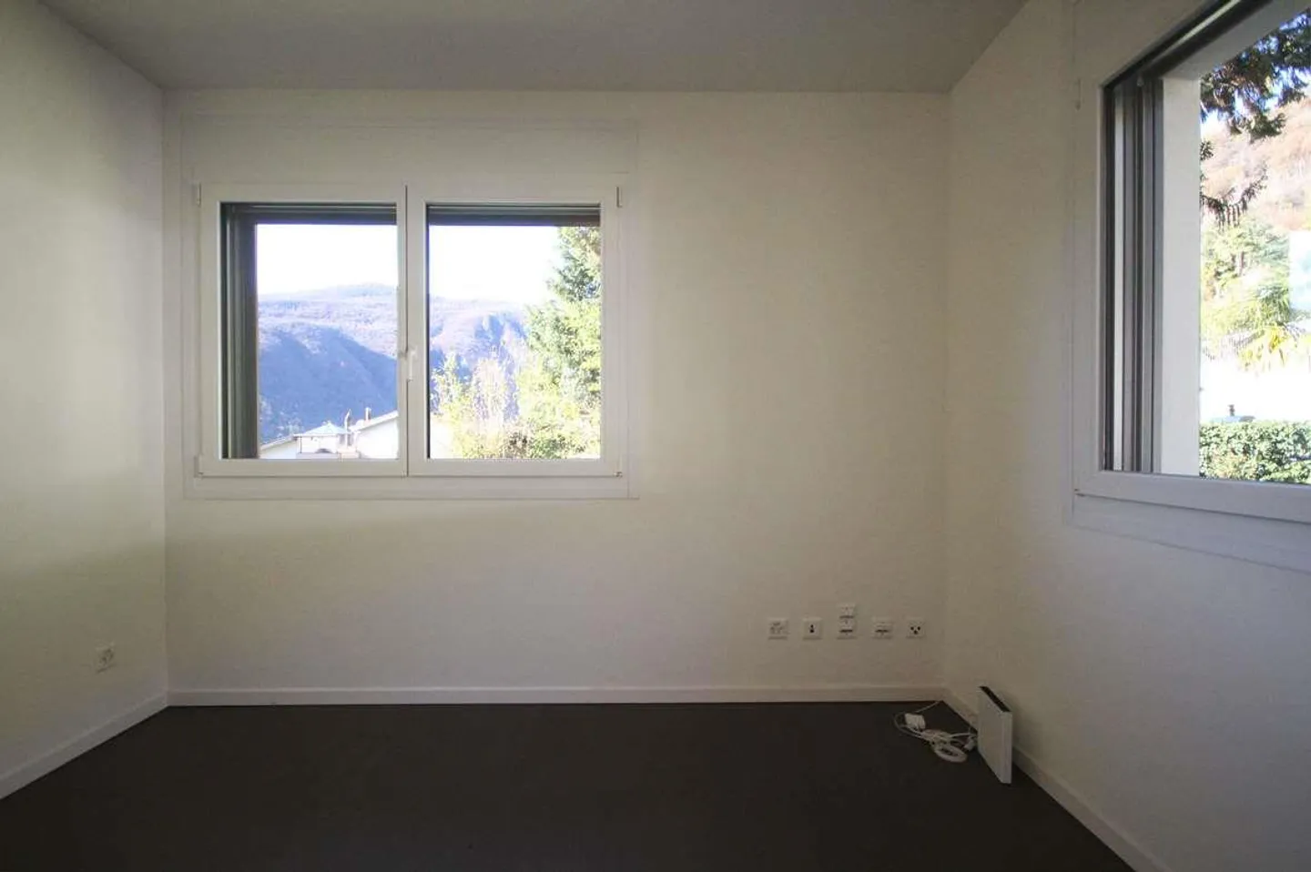 Morcote: renovated house with lake view - Photo 10 of 13