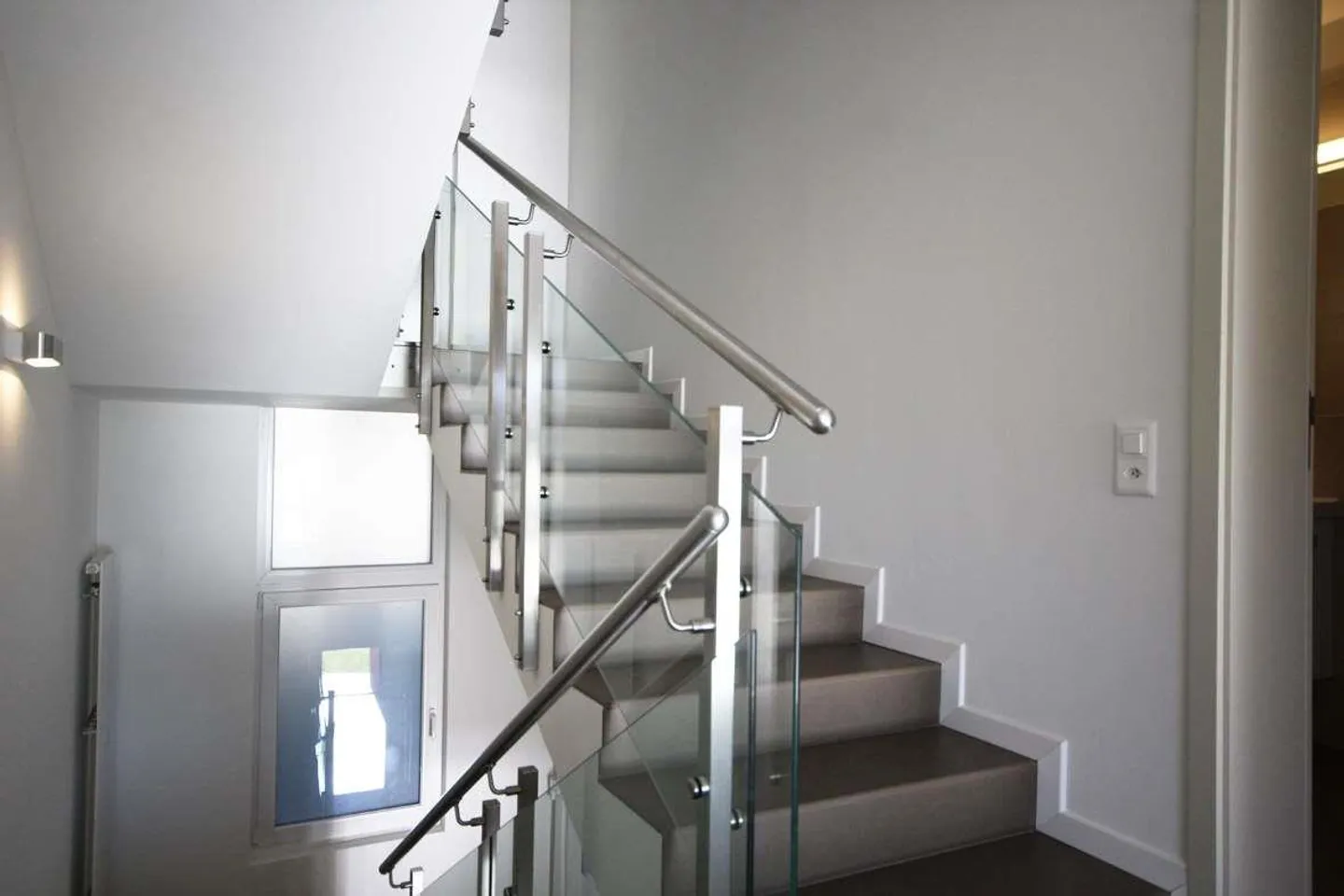 Morcote: renovated house with lake view - Photo 11 of 13