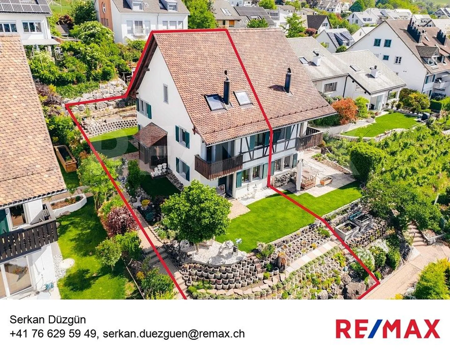 Familienfreundliches Doppelhaus - Foto 1 von 13