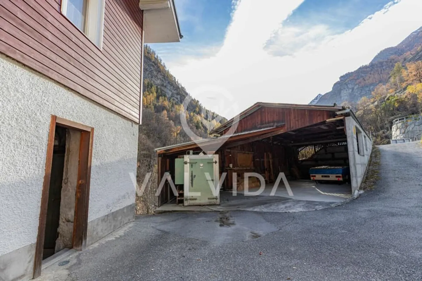 Versatile commercial property - former carpentry in Kalpetran - Photo 3 of 13