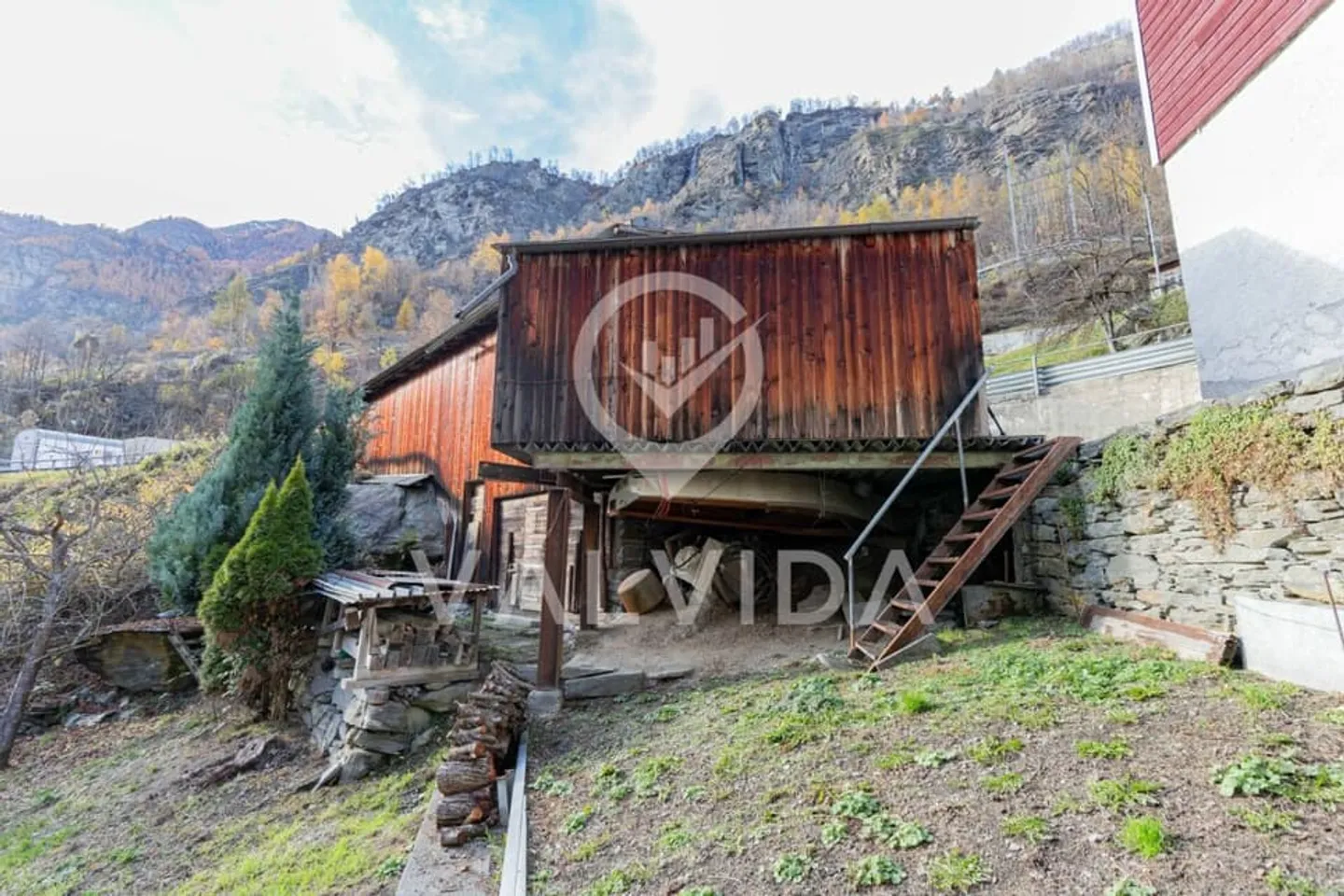 Versatile commercial property - former carpentry in Kalpetran - Photo 4 of 13