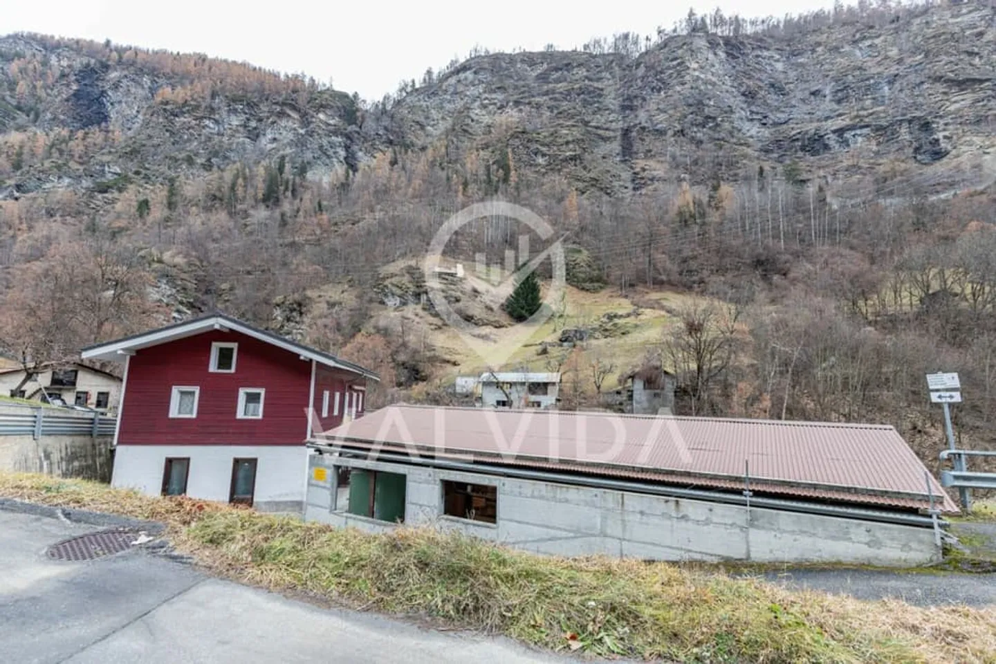 Versatile commercial property - former carpentry in Kalpetran - Photo 11 of 13