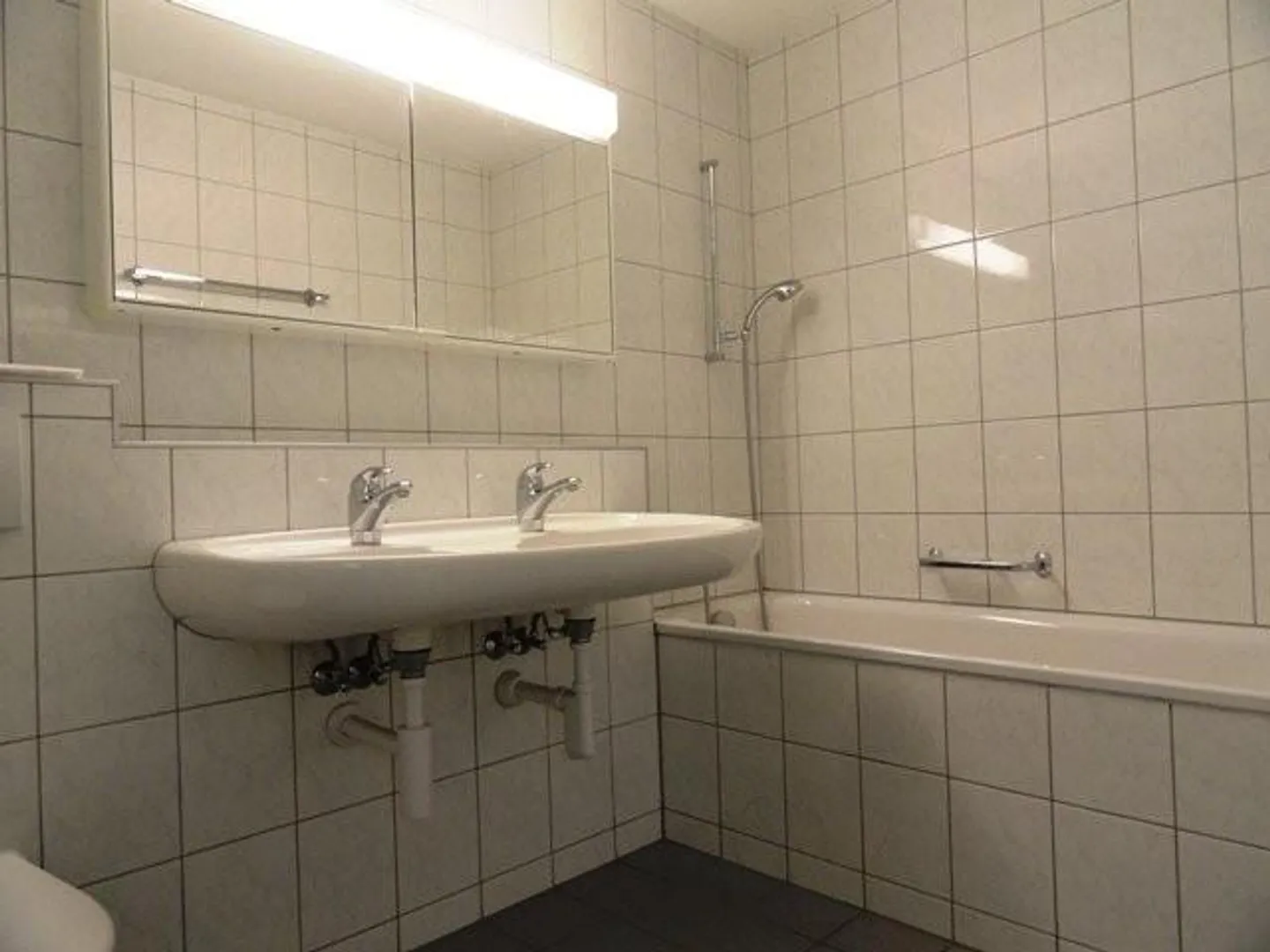 Apartment for rent - Photo 5 of 5