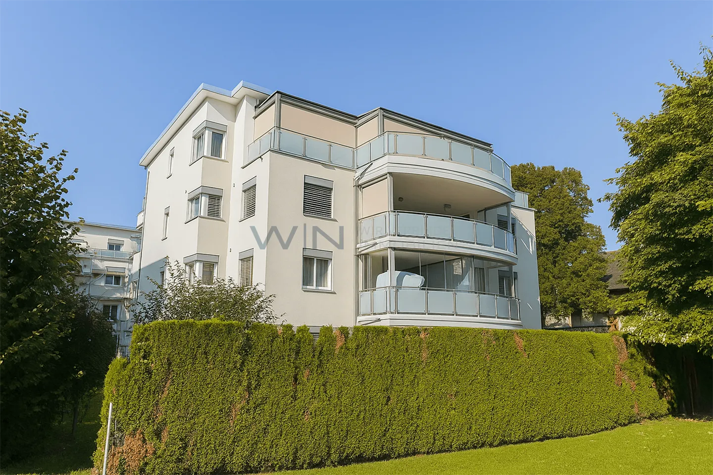 Vivre moderne, profiter de la tranquillité et rester central - Photo 1 sur 7