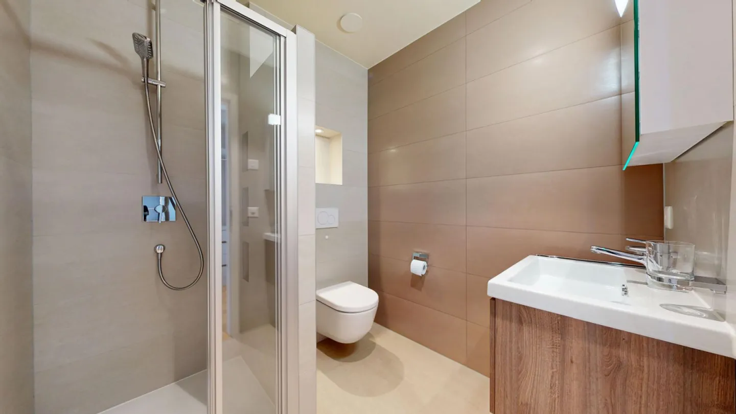 Villa contemporanea con vista lago - Foto 2 di 13