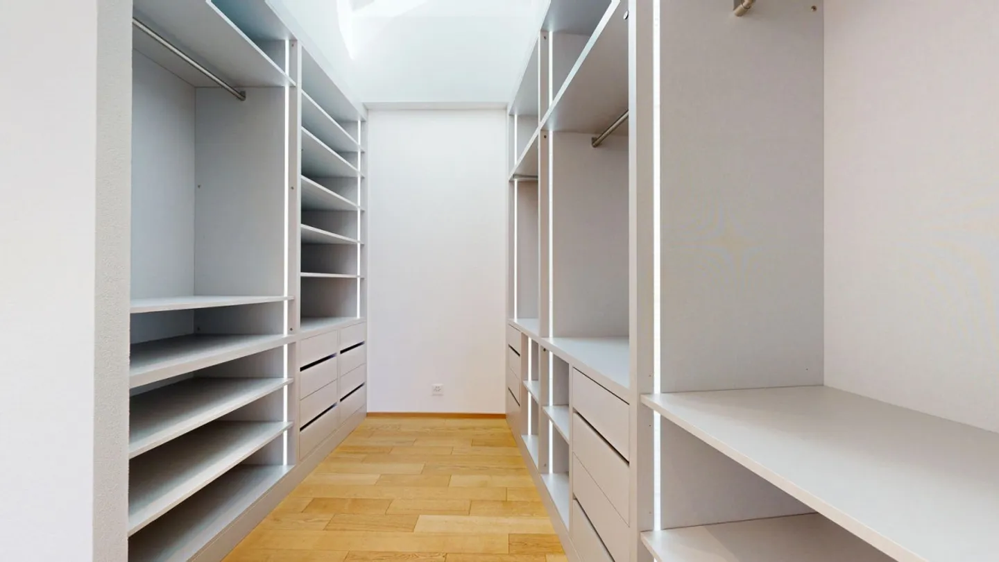 Villa contemporanea con vista lago - Foto 8 di 13