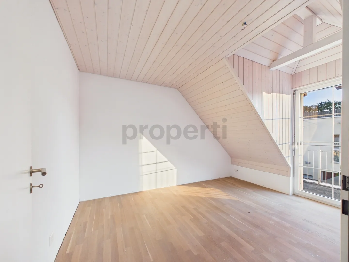 Modern 5.5-Room Duplex House in Würenlos - Photo 7 of 13