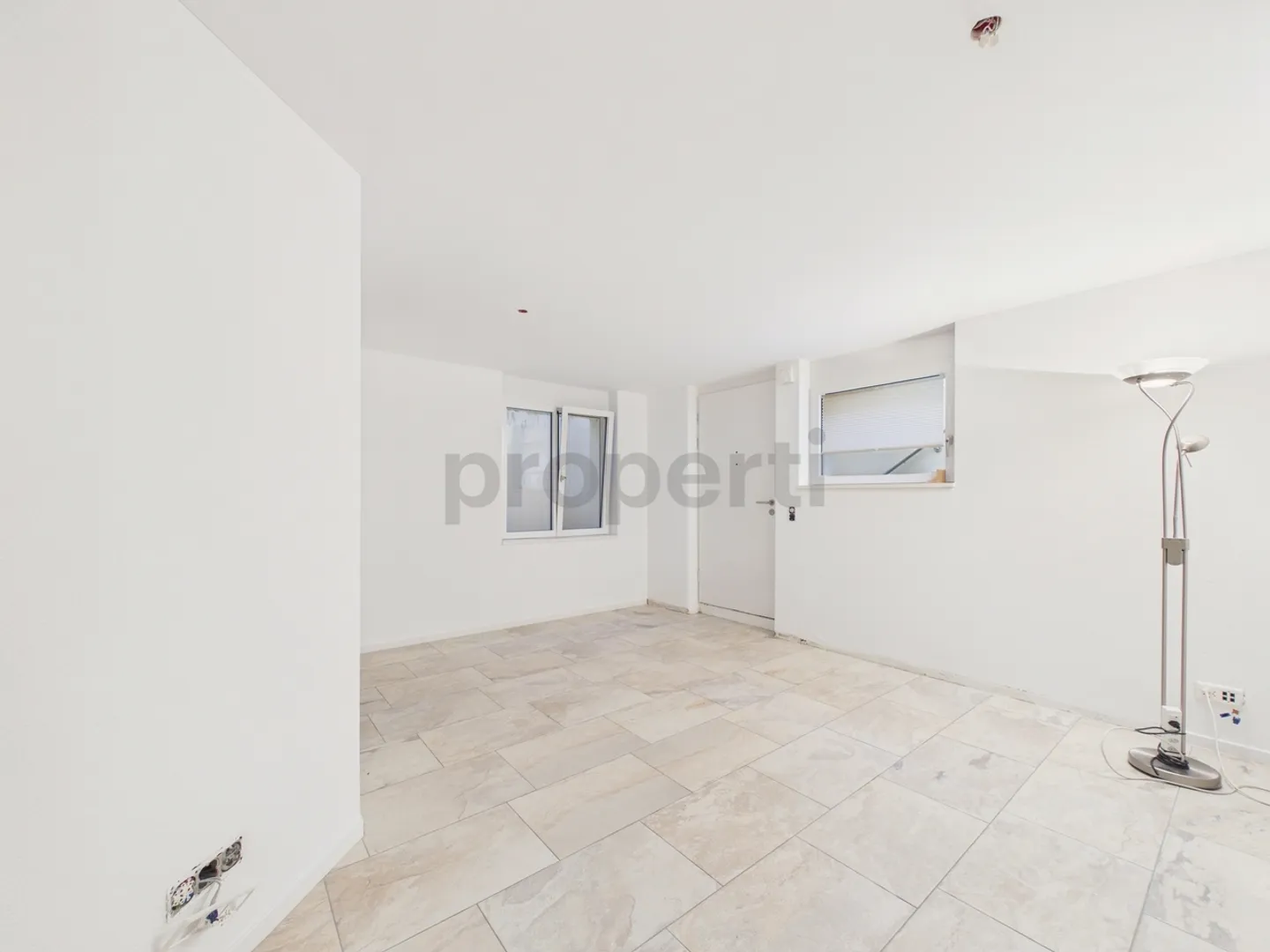 Modern 5.5-Room Duplex House in Würenlos - Photo 11 of 13