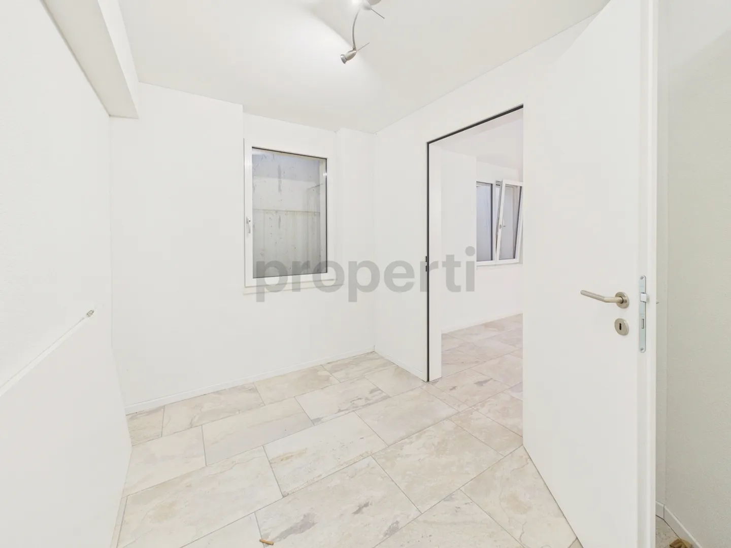 Modern 5.5-Room Duplex House in Würenlos - Photo 12 of 13