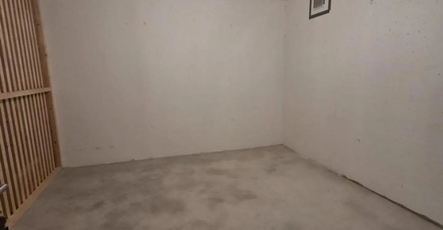 4,5-Zimmer-Wohnung von 107 m2 im 2. Stock mit Aufzug - Foto 7 von 9