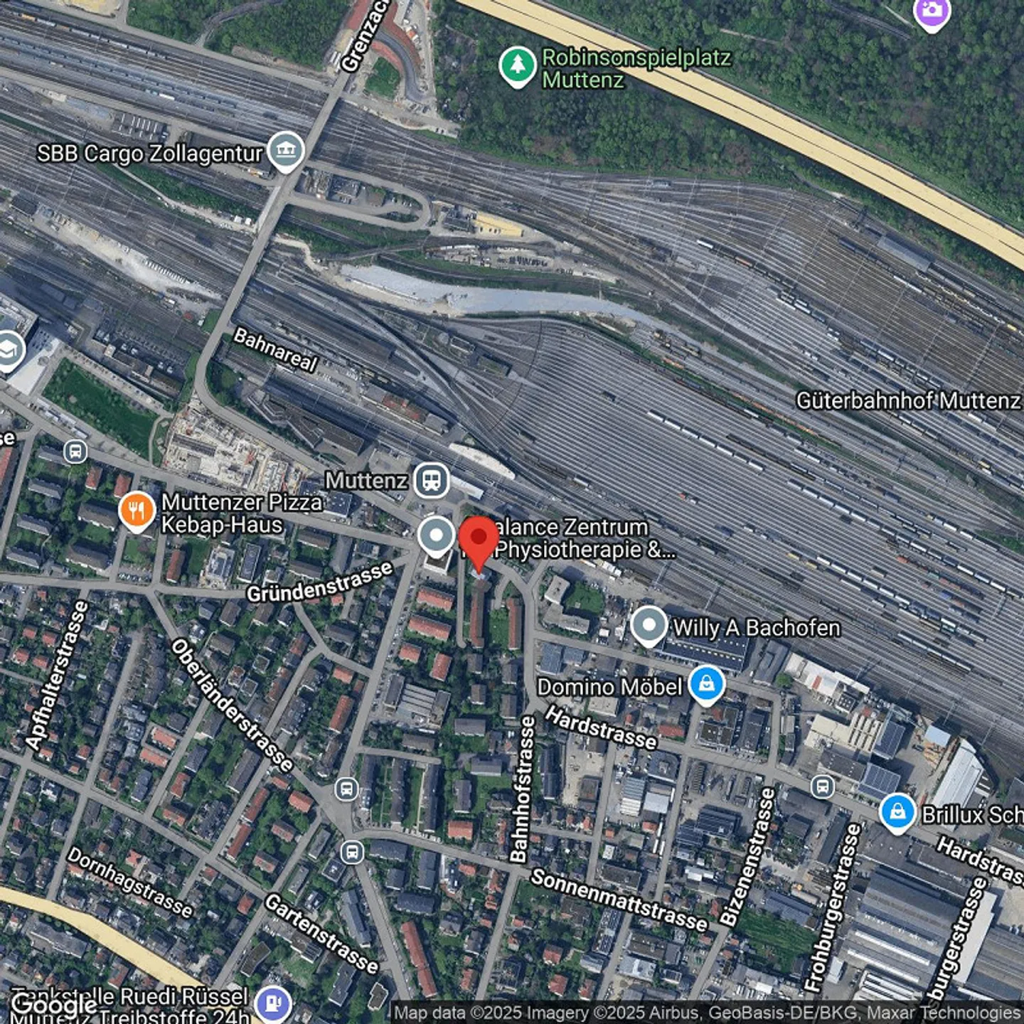 Appartamento centrale di 3 locali con balcone e posto auto - Foto 10 di 10