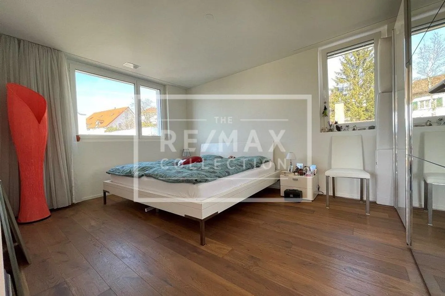 Attico moderno, luminoso e tranquillo di 3,5 locali con ampia terrazza - Foto 6 di 13