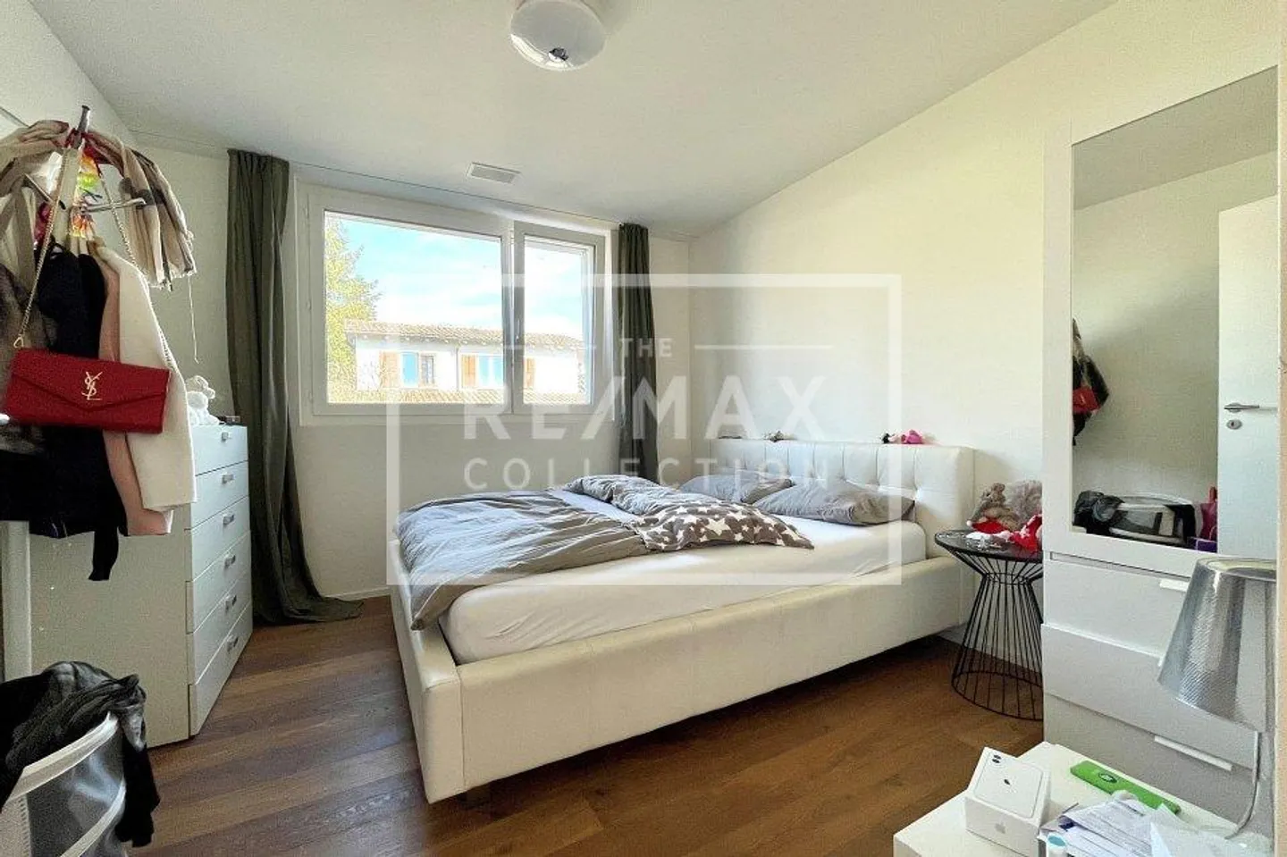 Attico moderno, luminoso e tranquillo di 3,5 locali con ampia terrazza - Foto 7 di 13