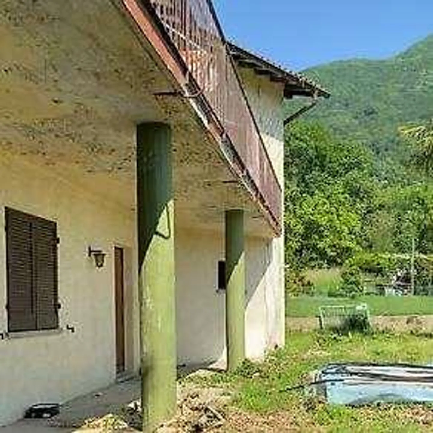 Casa da Ristrutturare immersa nel Verde - Foto 1 di 1