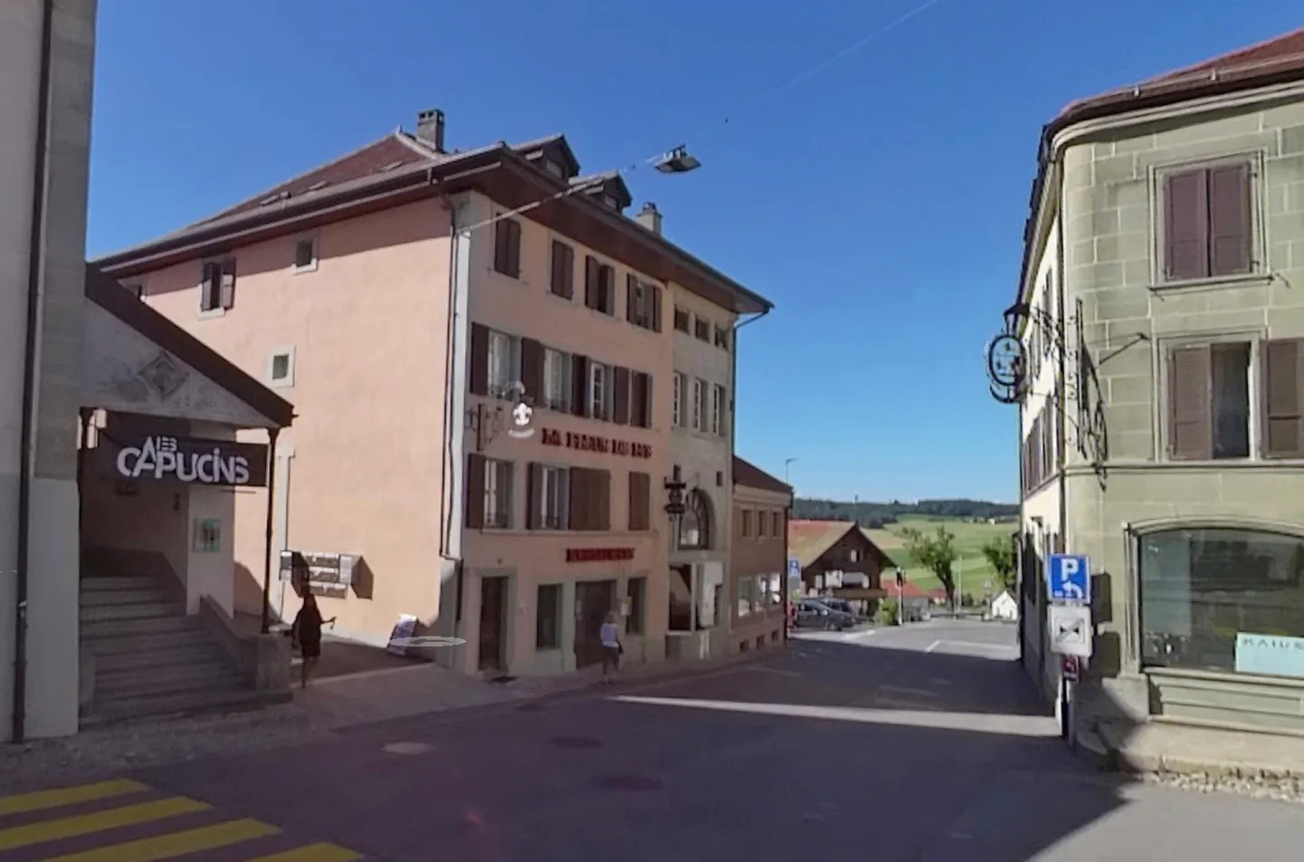 Charmante 2,5-Zimmer-Wohnung im Herzen von Romont - Foto 5 von 8