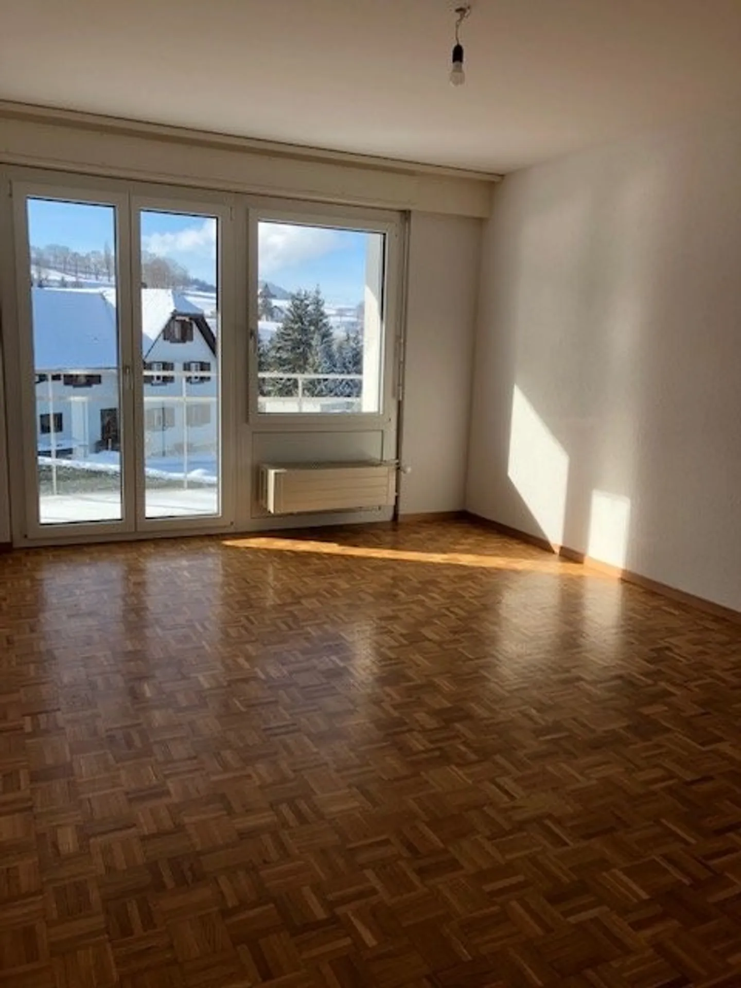Appartamento 3,5 locali al piano superiore - Foto 3 di 5