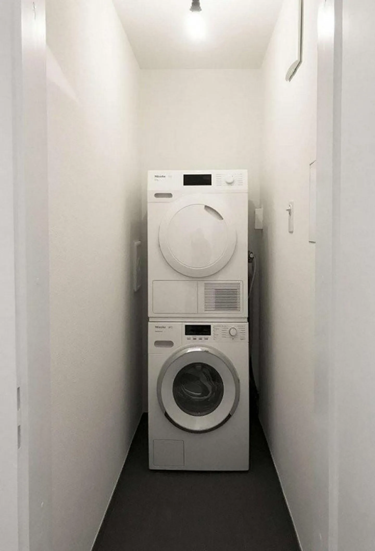 Vicino alla fiera, al teatro musicale e al Claraturm - Foto 7 di 8