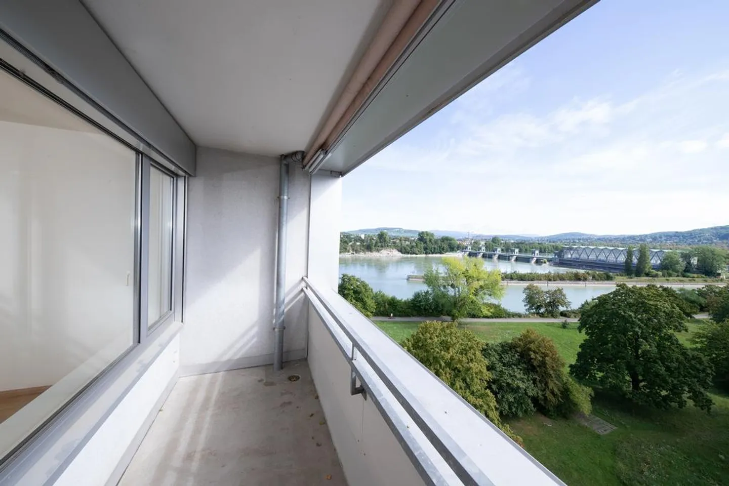 4-room apartment with beautiful view of the Rhine - Photo 10 of 11