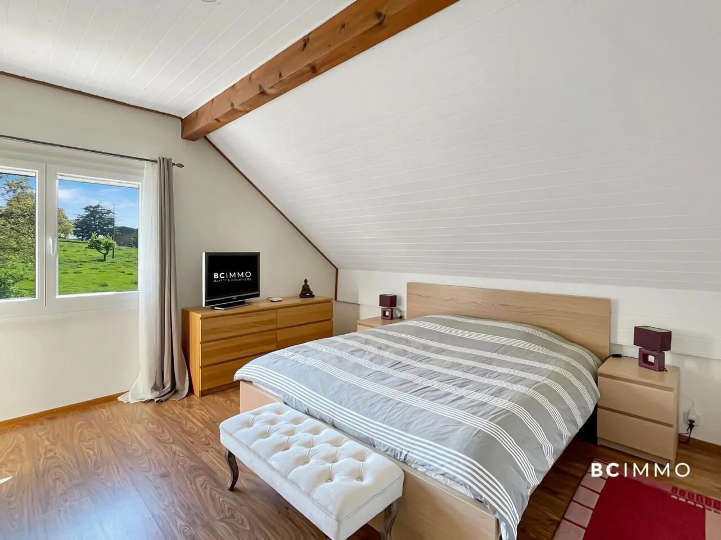 Spacious and Bright Detached House | Exclusivity BC IMMO - Photo 11 of 13