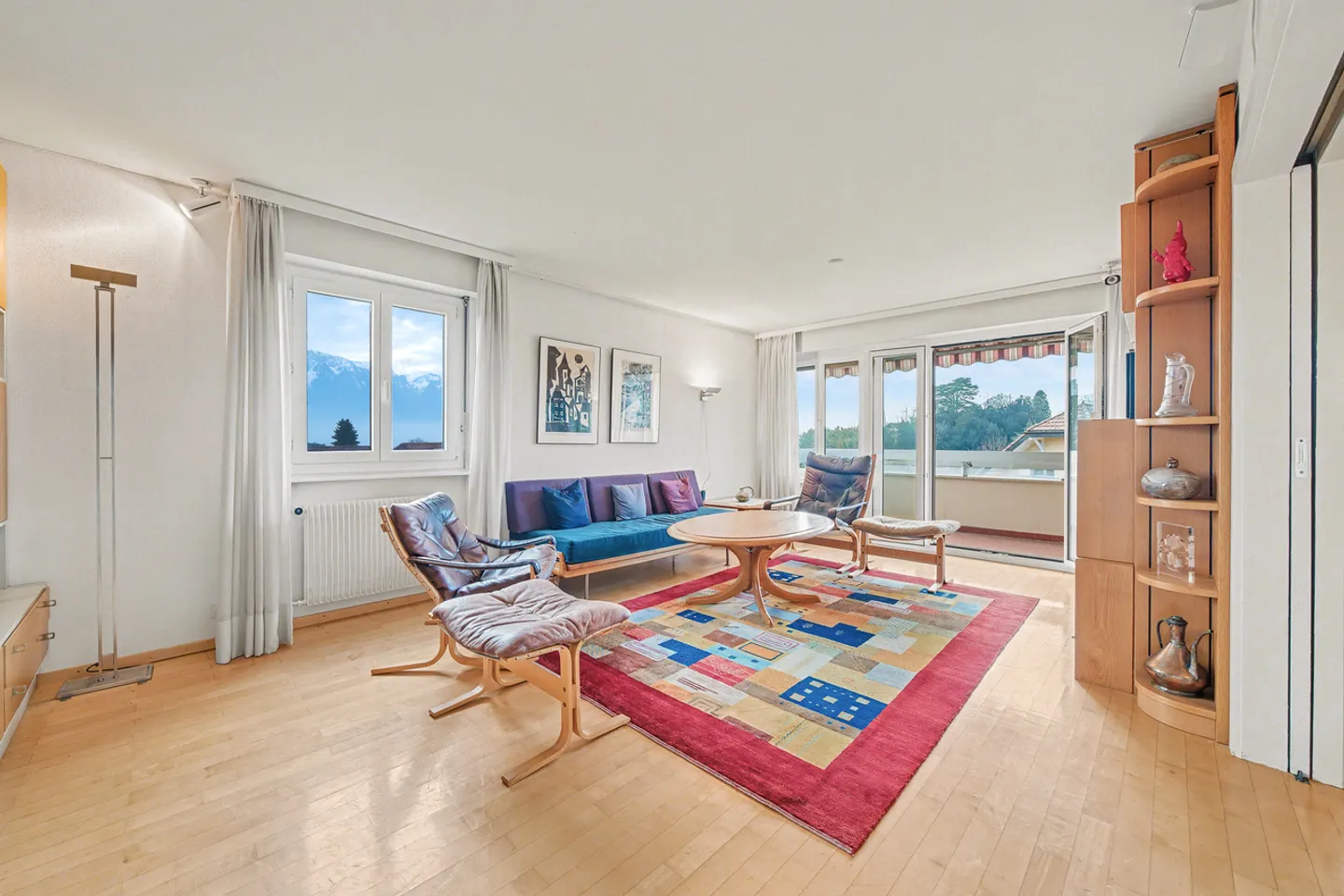 Superbe appartement aux dimensions exceptionnelles, quartier calme - Photo 2 sur 13