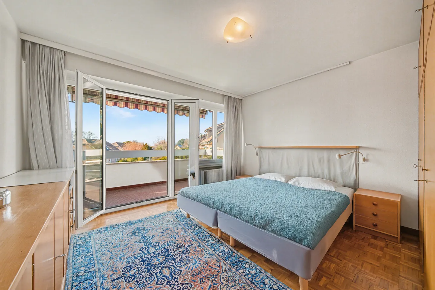 Superbe appartement aux dimensions exceptionnelles, quartier calme - Photo 5 sur 13