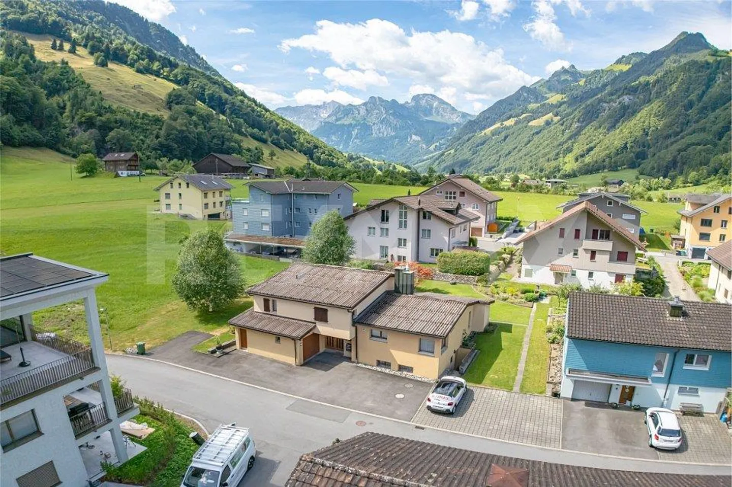 Charmantes Einfamilienhaus mit Aussicht - Foto 3 von 13