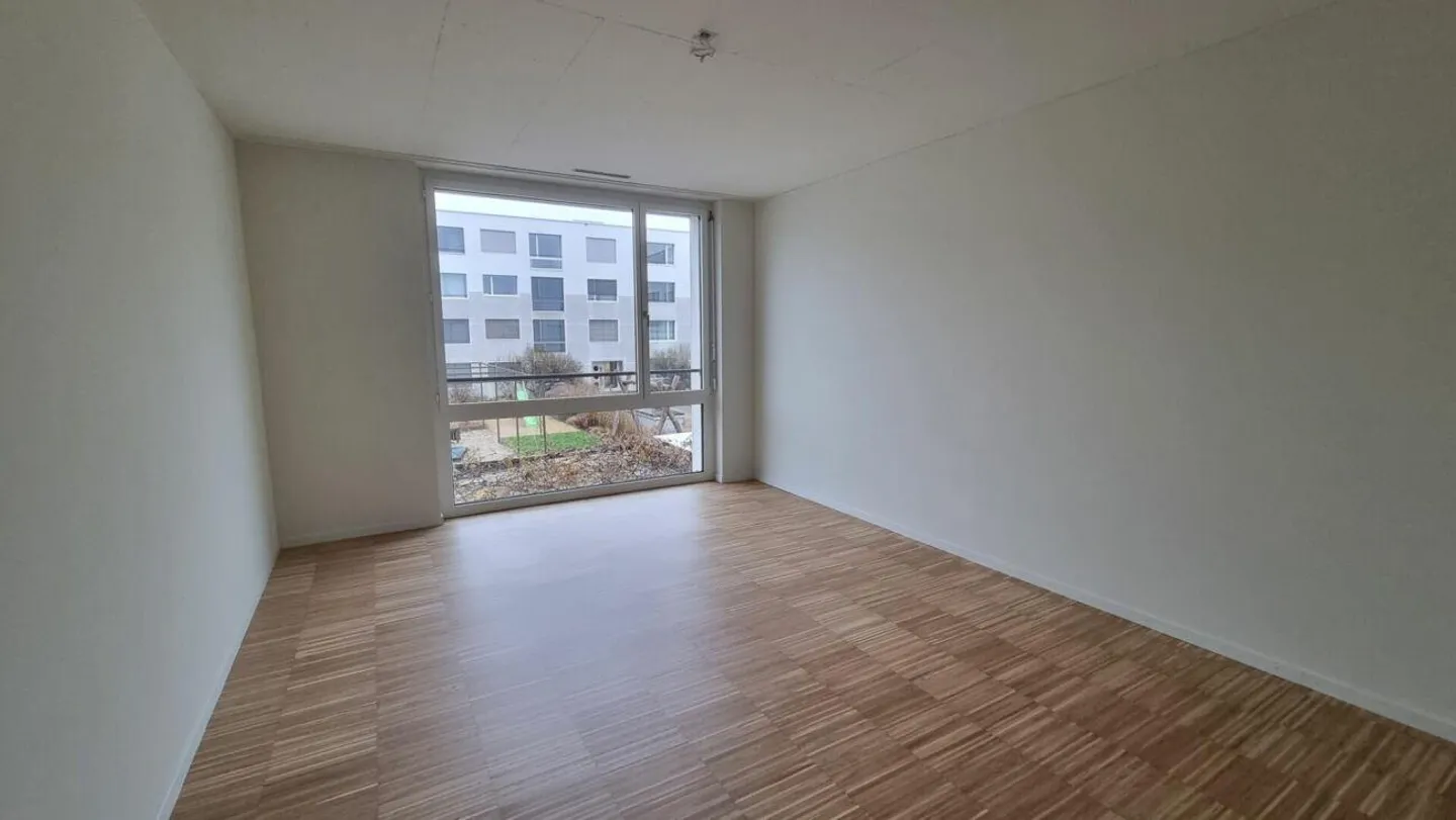 Beautiful living in a 3.5-row family house - Photo 9 of 11