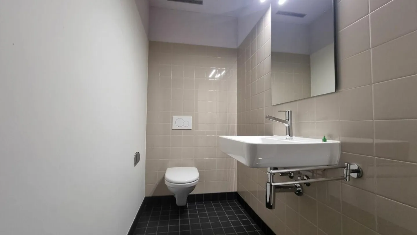 Beautiful living in a 3.5-row family house - Photo 5 of 11